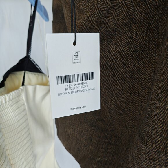 REFORMATION Buxton Skirt in Brown Herringbone, size 6 - Picture 5 of 8